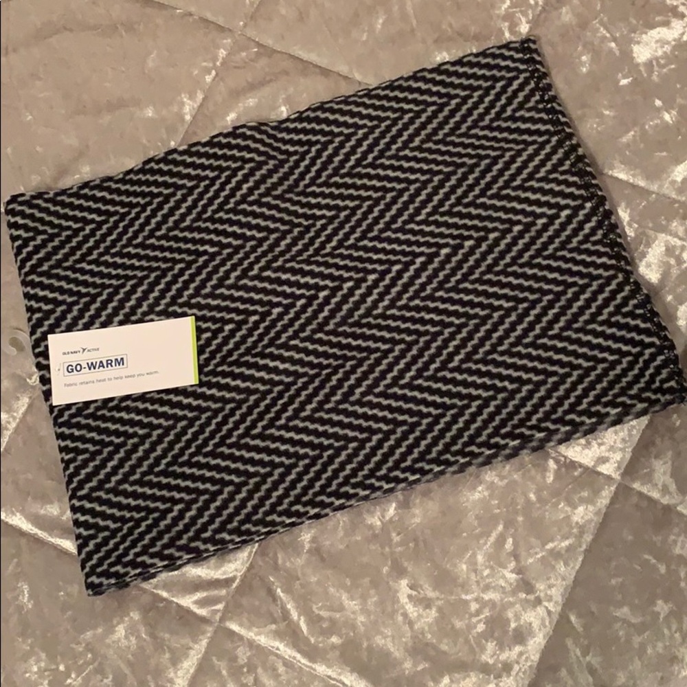 NWT infinity scarf